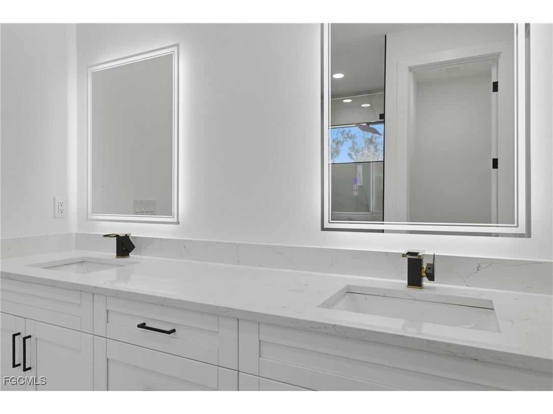 2124 NW 21st Street Cape Coral FL 33993 2026004850 image21