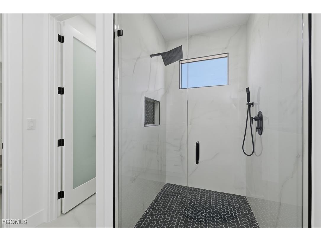 2124 NW 21st Street Cape Coral FL 33993 2026004850 image22