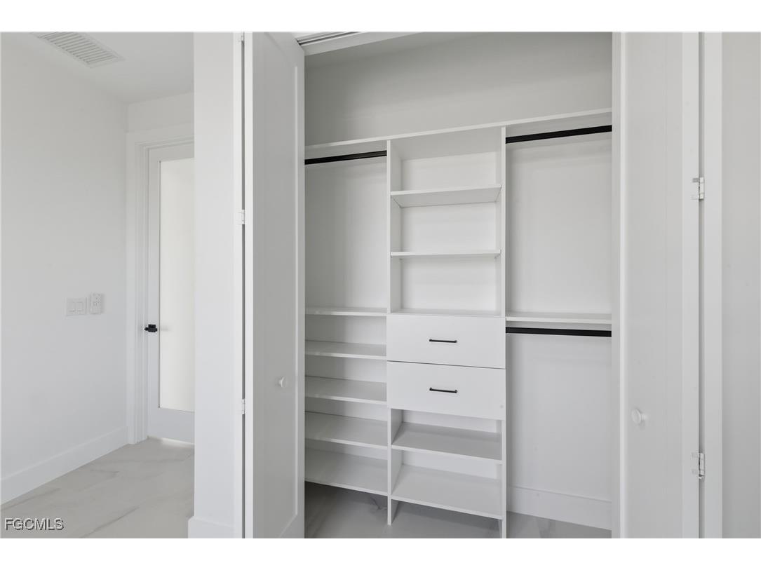 2124 NW 21st Street Cape Coral FL 33993 2026004850 image30