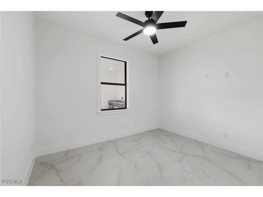 2124 NW 21st Street Cape Coral FL 33993 2026004850 image32