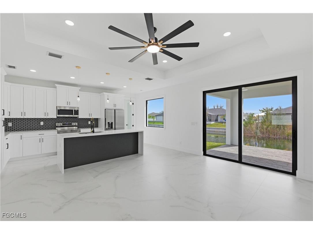 2124 NW 21st Street Cape Coral FL 33993 2026004850 image7
