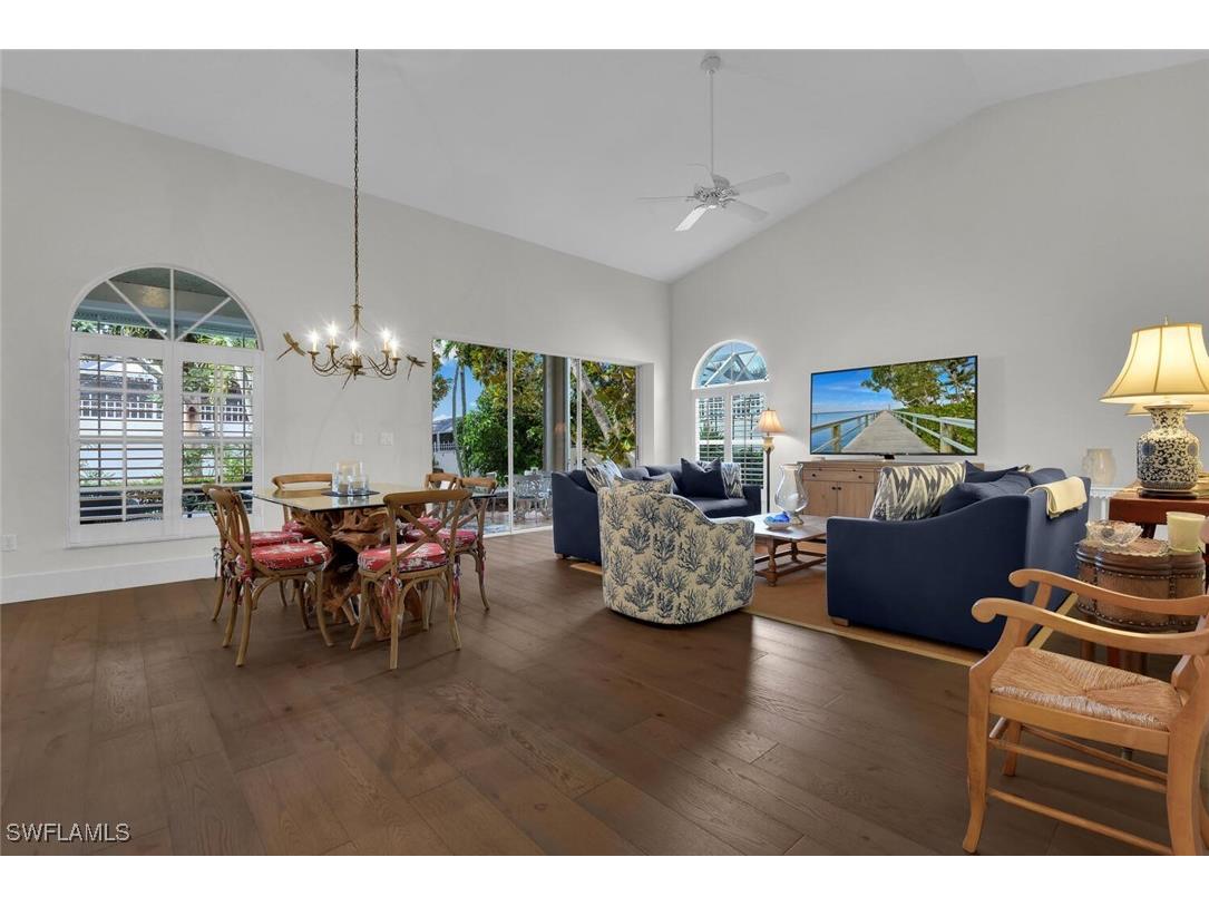 2124 Paget Circle #1 Naples FL 34112 225062825 image1