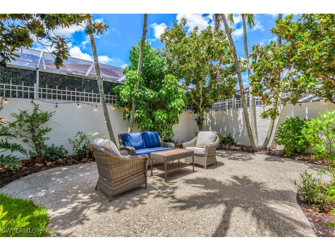 2124 Paget Circle #1 Naples FL 34112 225062825 image20
