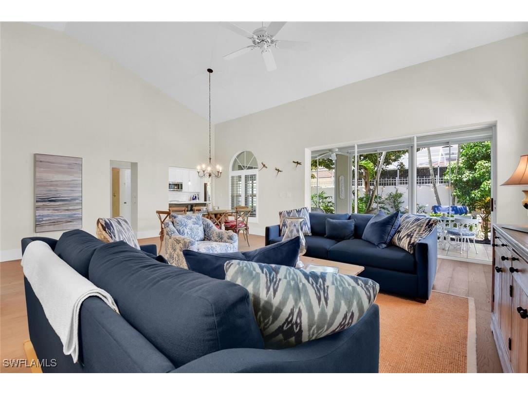 2124 Paget Circle #1 Naples FL 34112 225062825 image7