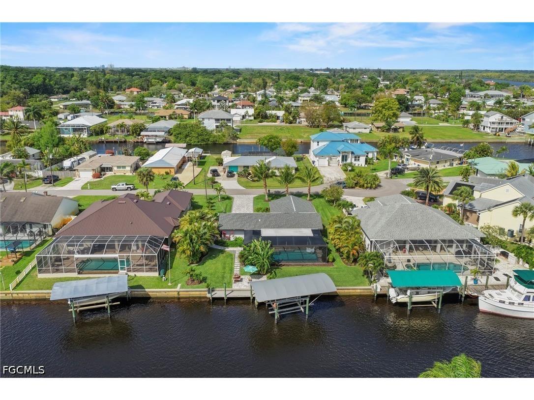 2124 Saint Croix Avenue Fort Myers FL 33905 2026016281 image31