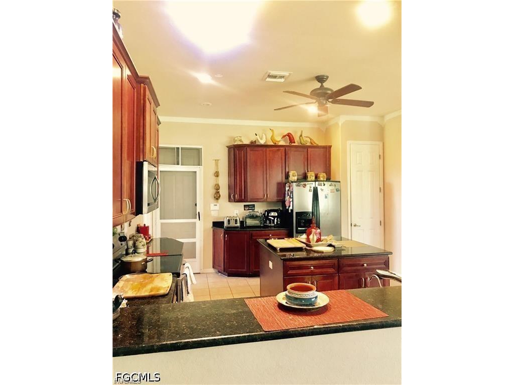 2124 Skyline Boulevard Cape Coral FL 33991 2026014645 image6
