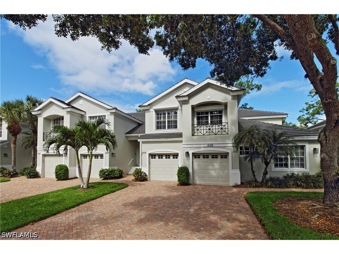 2125 Aberdeen Lane #4-203 Naples FL 34109 226013894 image1