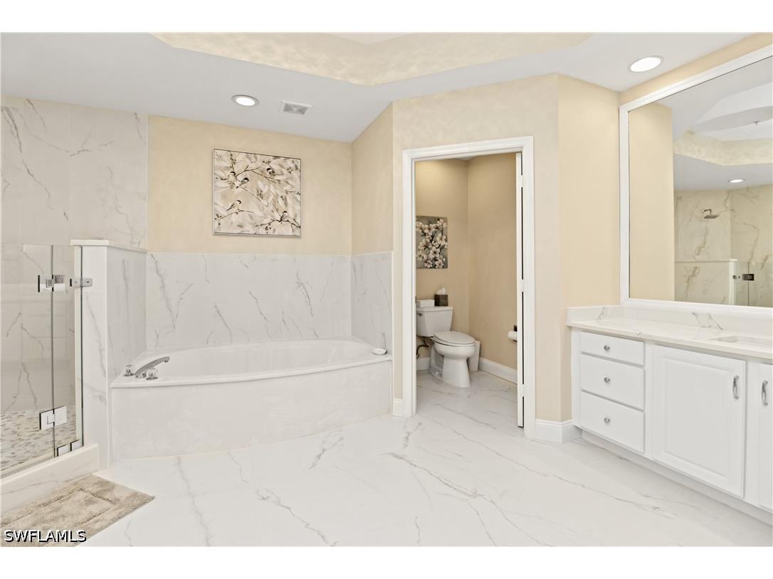 2125 Aberdeen Lane #4 Naples FL 34109 226013894 image10