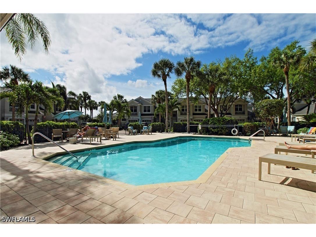 2125 Aberdeen Lane #4 Naples FL 34109 226013894 image15
