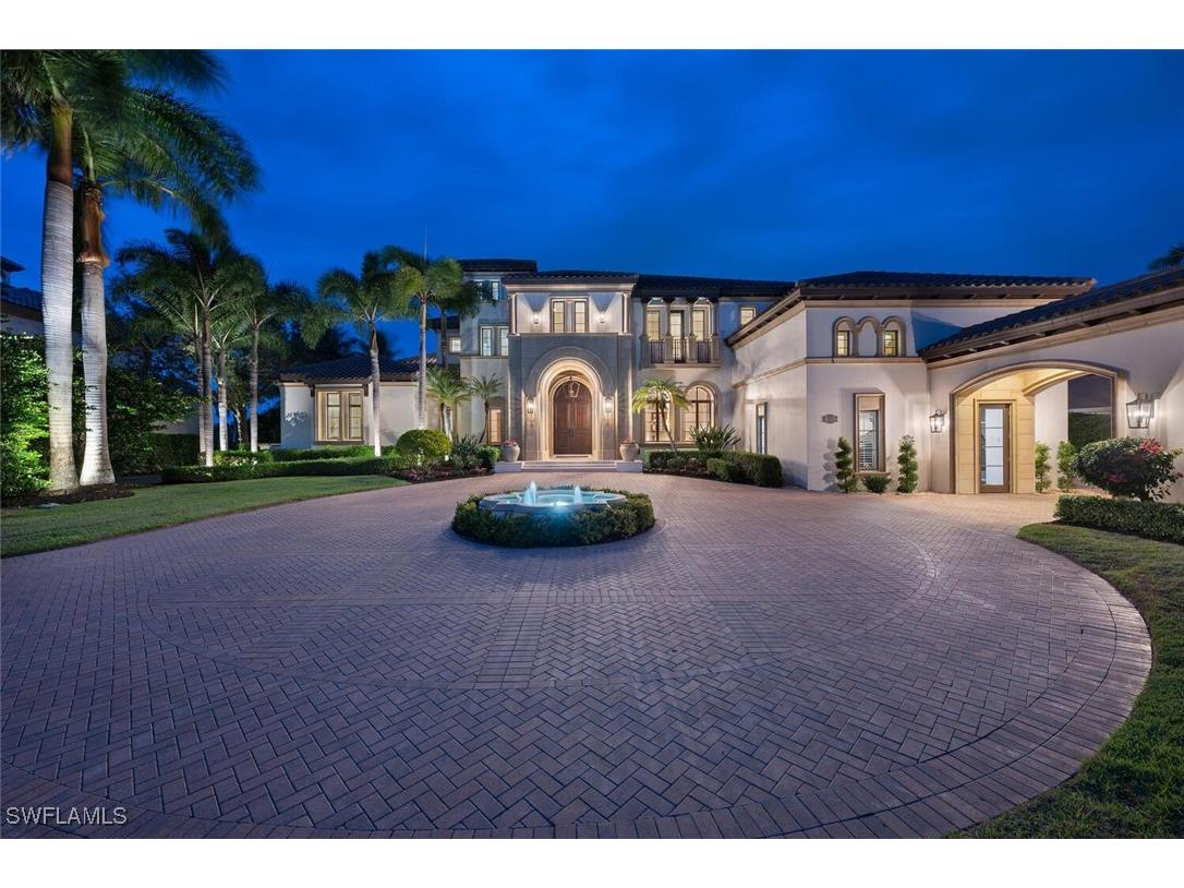 2125 Canna Way Naples FL 34105 225080107 image1