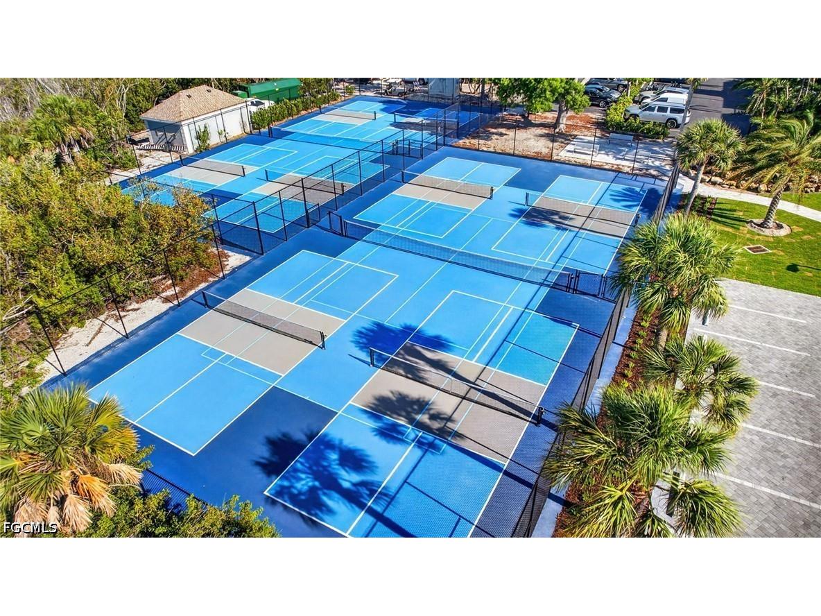 2125 Gulf Beach Villas Captiva FL 33924 2026023718 image10