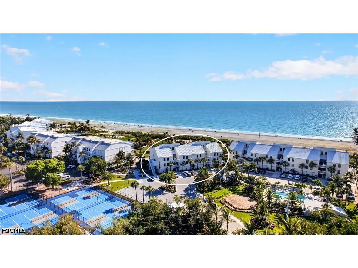 2125 Gulf Beach Villas Captiva FL 33924 2026023718 image2