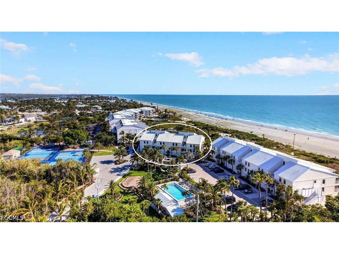 2125 Gulf Beach Villas Captiva FL 33924 2026023718 image3