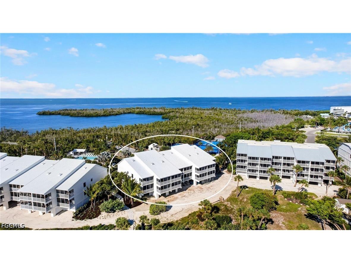 2125 Gulf Beach Villas Captiva FL 33924 2026023718 image8