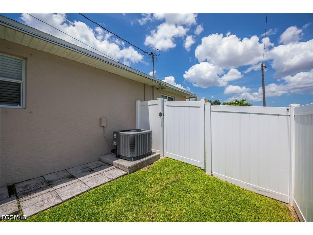 2125 NE 10th Avenue Cape Coral FL 33909 2026028779 image26