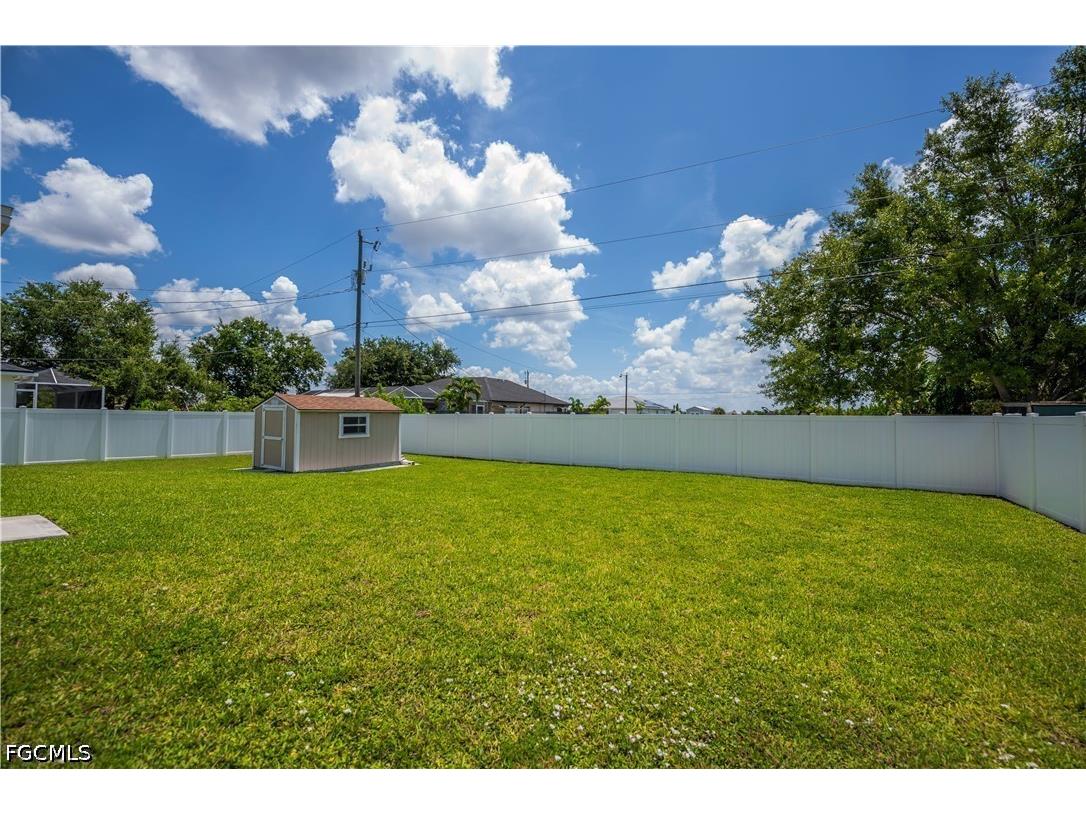 2125 NE 10th Avenue Cape Coral FL 33909 2026028779 image3