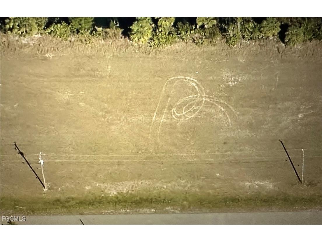 2125 NE 33rd Terrace Cape Coral FL 33909 2025013376 image3