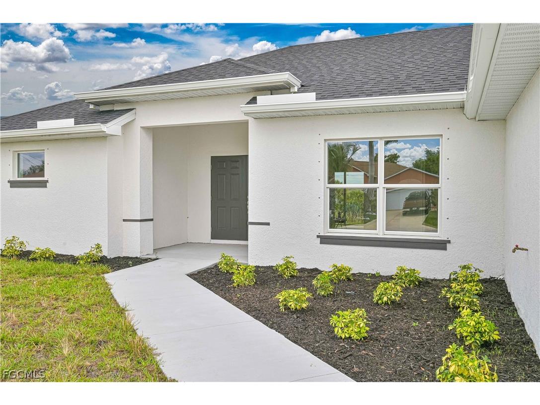 2125 NE 5th Place Cape Coral FL 33909 2026013640 image2