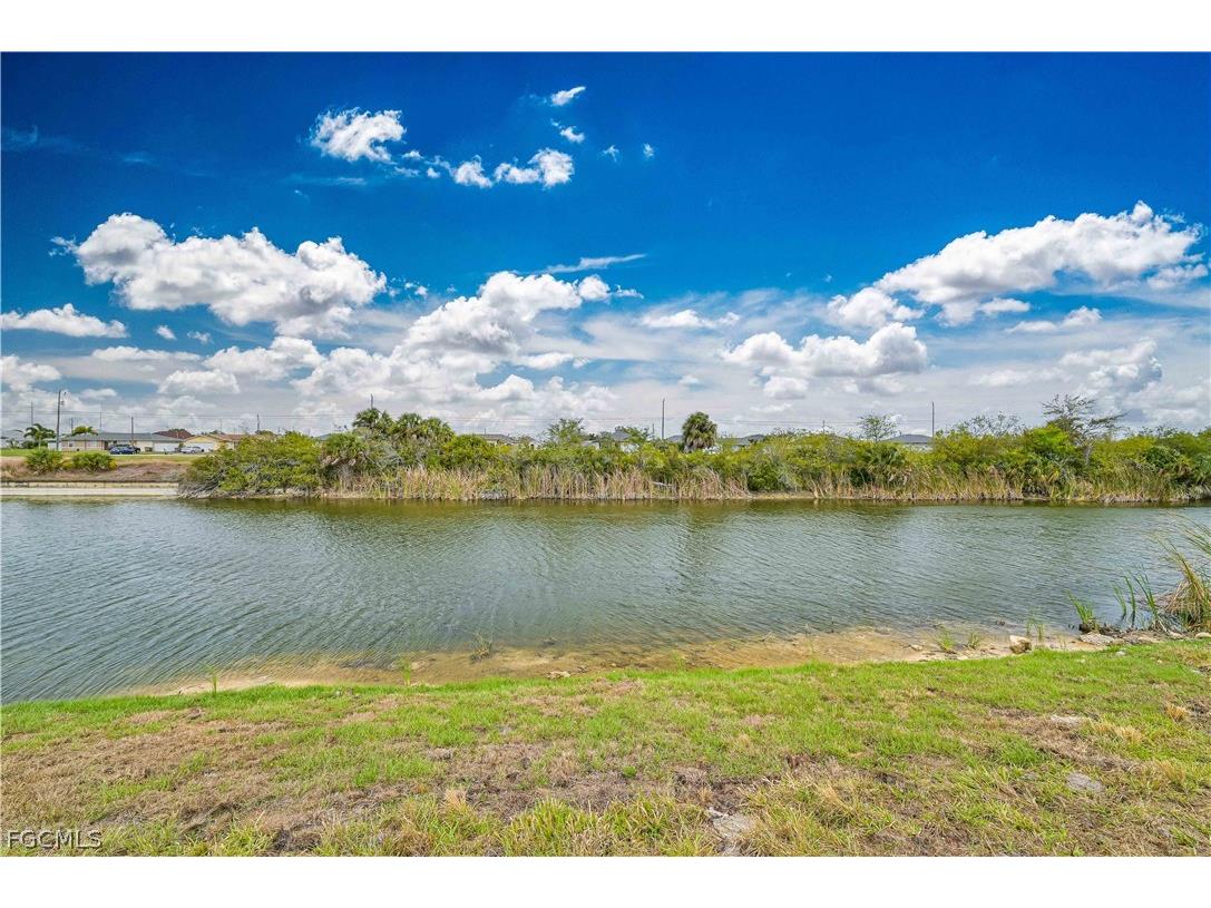 2125 NE 5th Place Cape Coral FL 33909 2026013640 image30