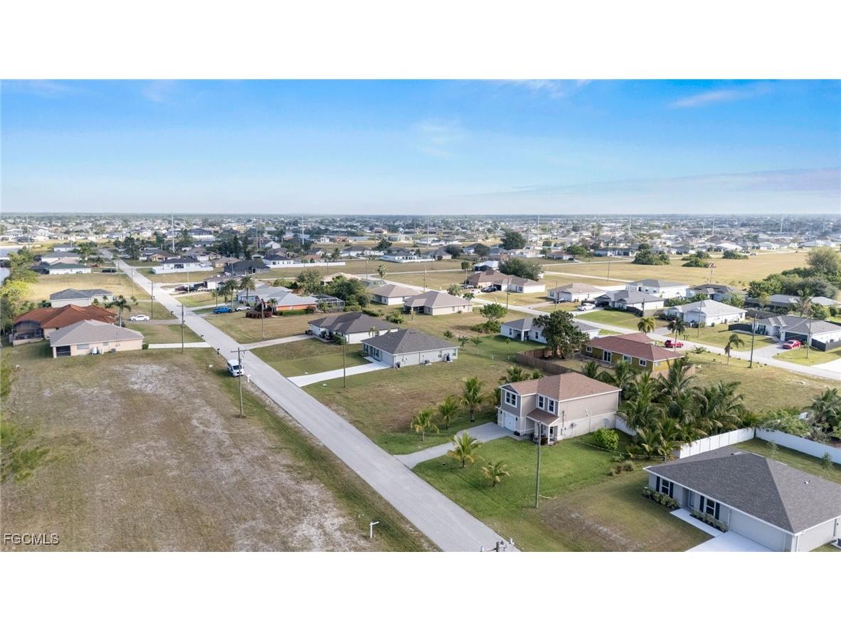 2125 NW 6th Place Cape Coral FL 33993 2025016704 image24