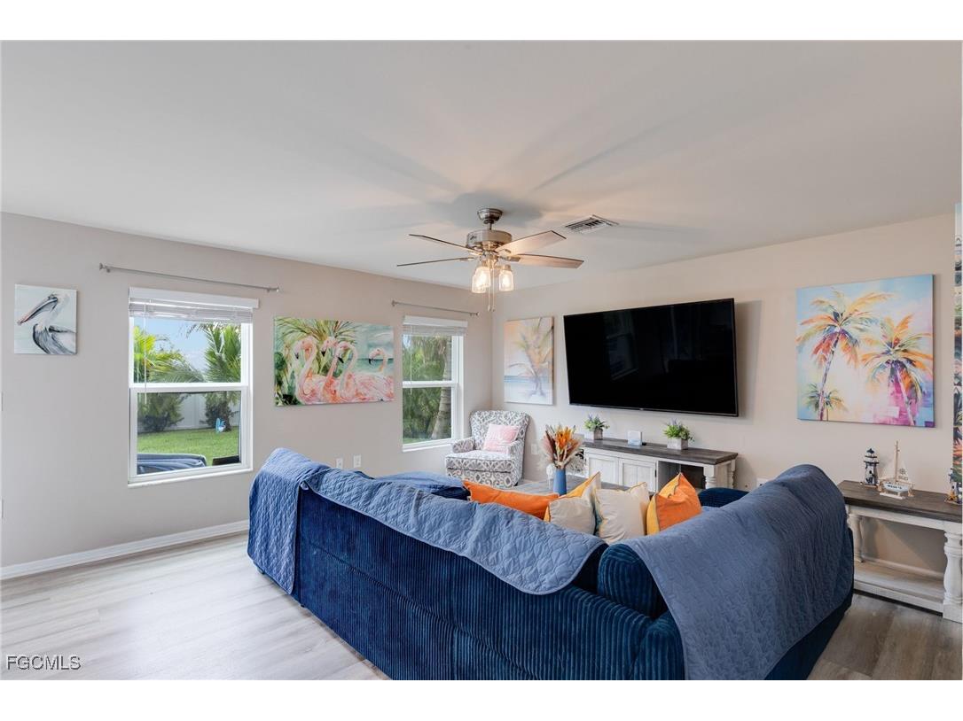 2125 NW 6th Place Cape Coral FL 33993 2025016704 image5