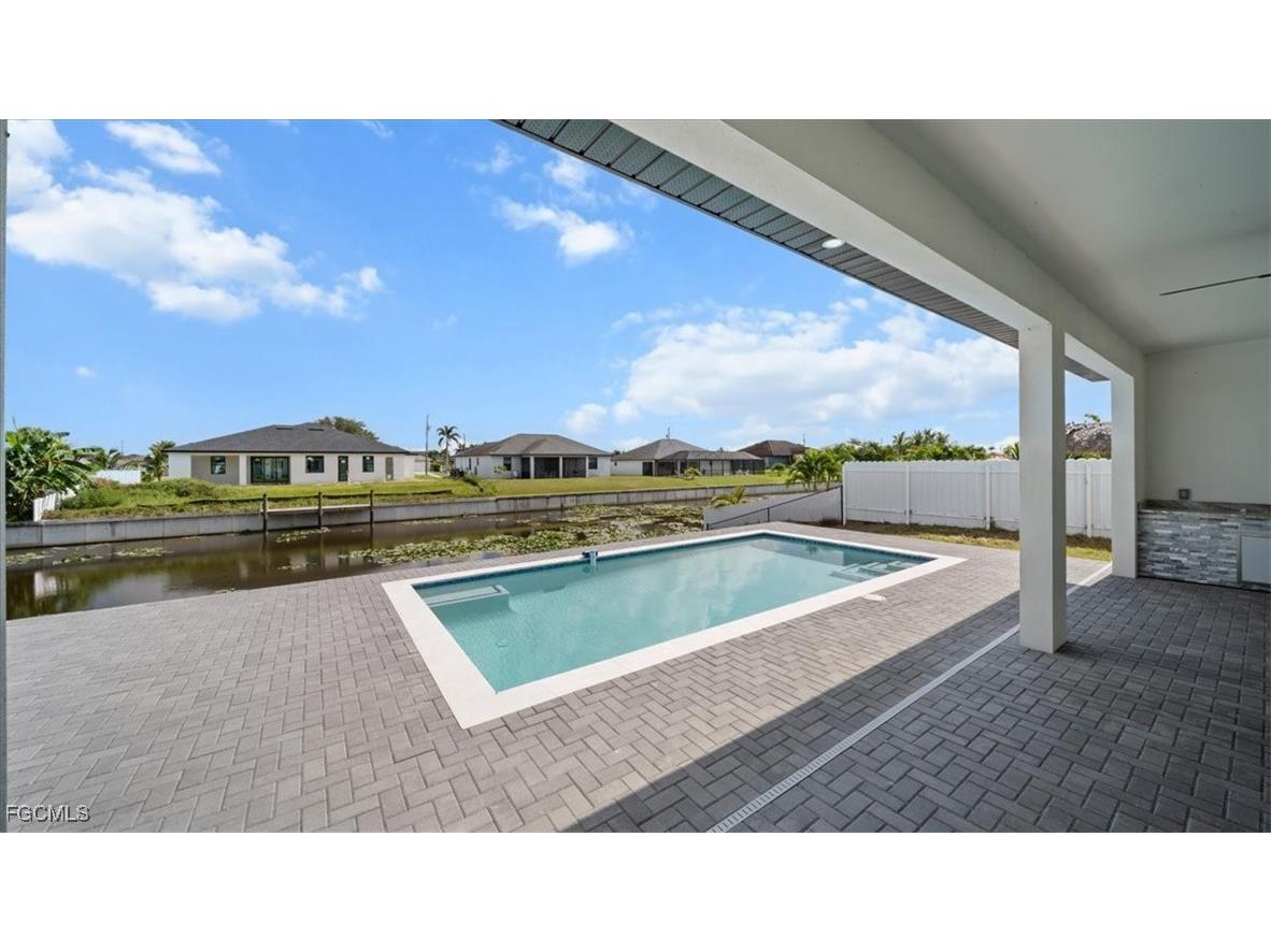 2125 SW Trafalgar Parkway Cape Coral FL 33991 2025005825 image25