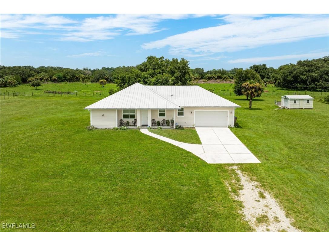 21251 Walker Farm Court Alva FL 33920 224065653 image1