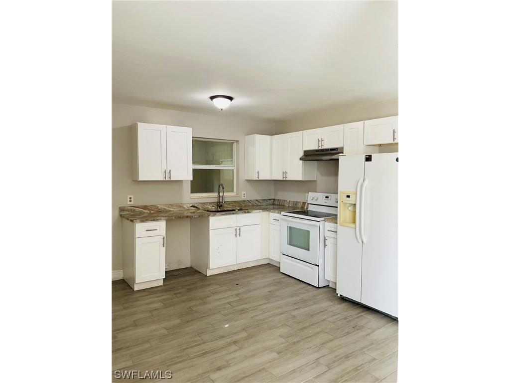 2126 Davis Street Fort Myers FL 33916 223090959 image1