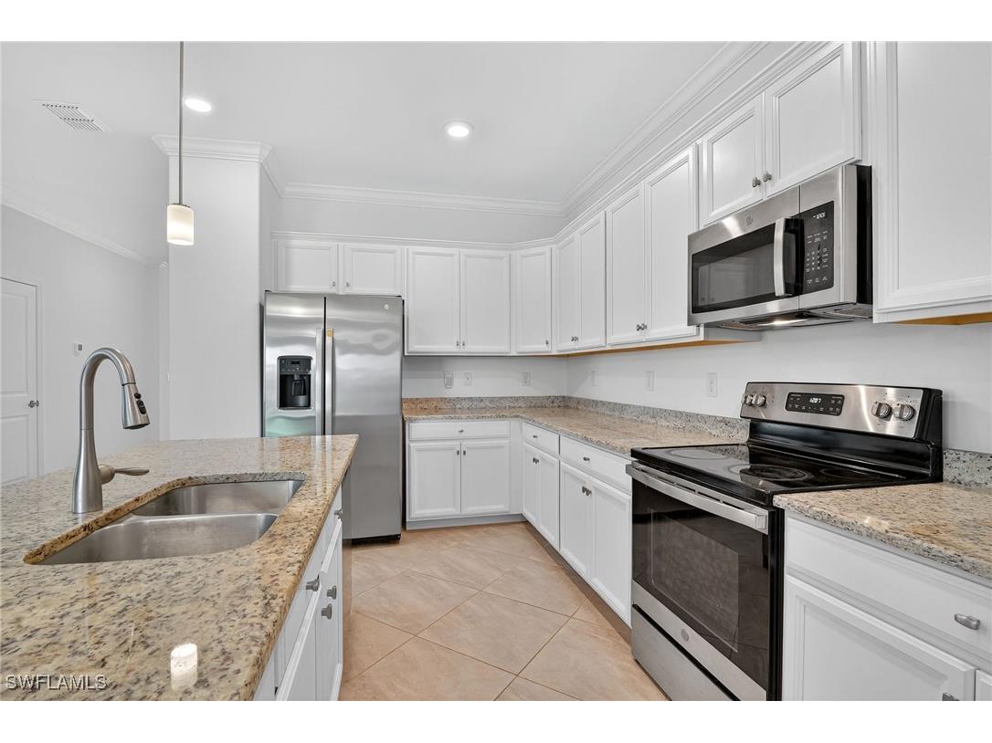 2126 Hamlin Street Naples FL 34120 225081022 image8