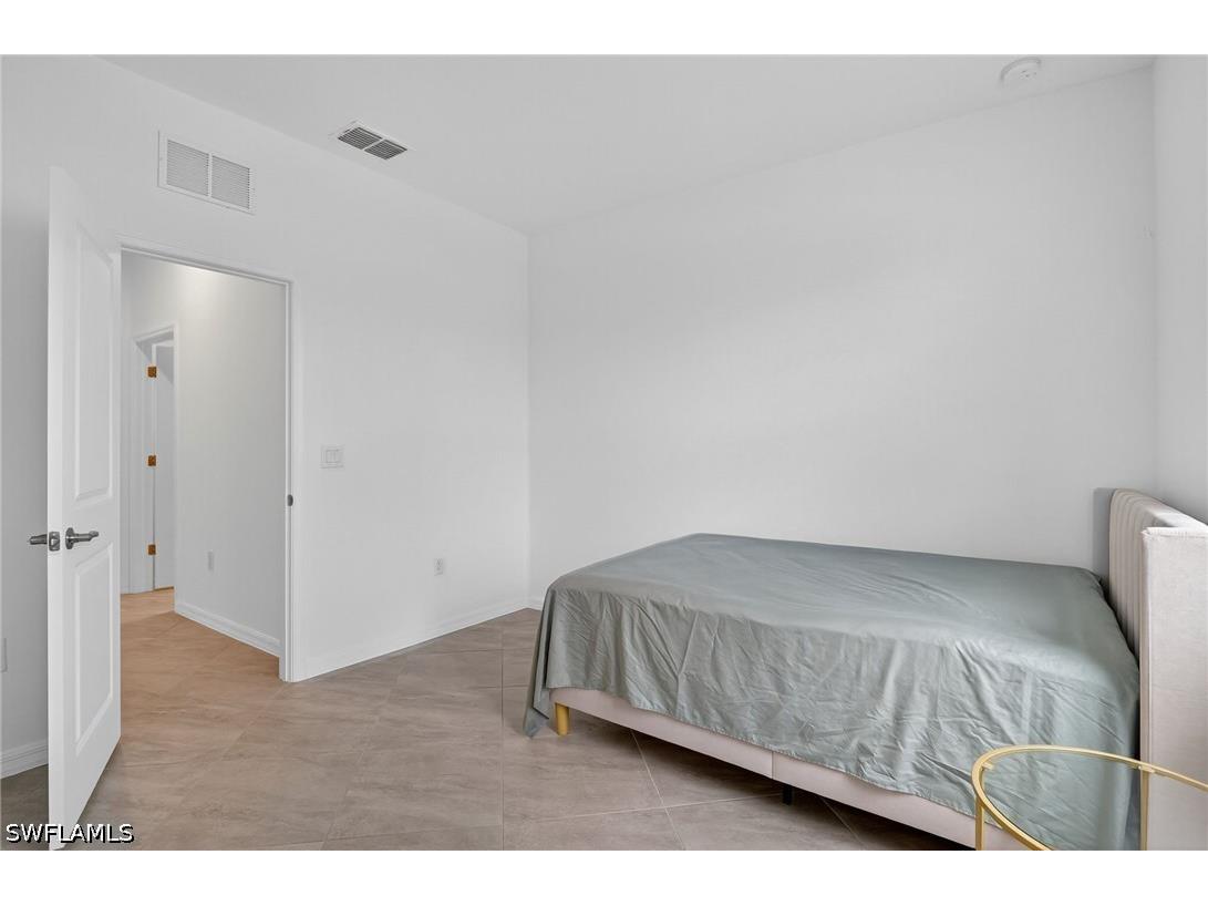 2126 Hamlin Street Naples FL 34120 226020902 image16