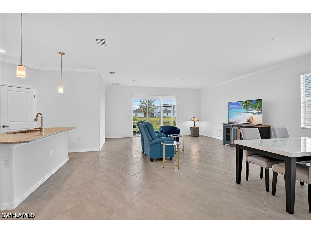 2126 Hamlin Street Naples FL 34120 226020902 image2