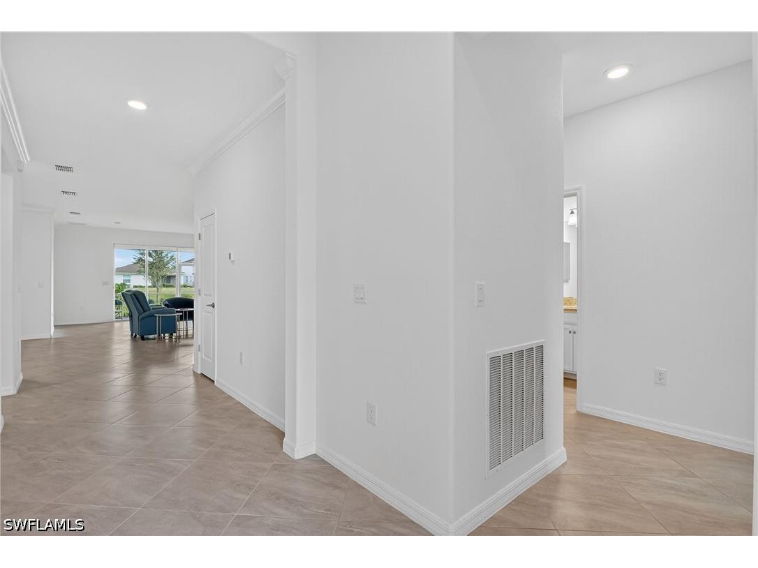 2126 Hamlin Street Naples FL 34120 226020902 image3