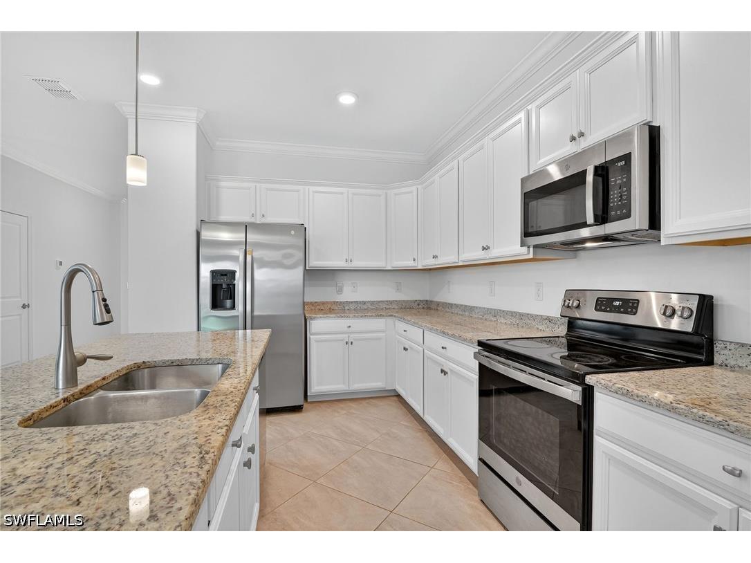 2126 Hamlin Street Naples FL 34120 226020902 image8