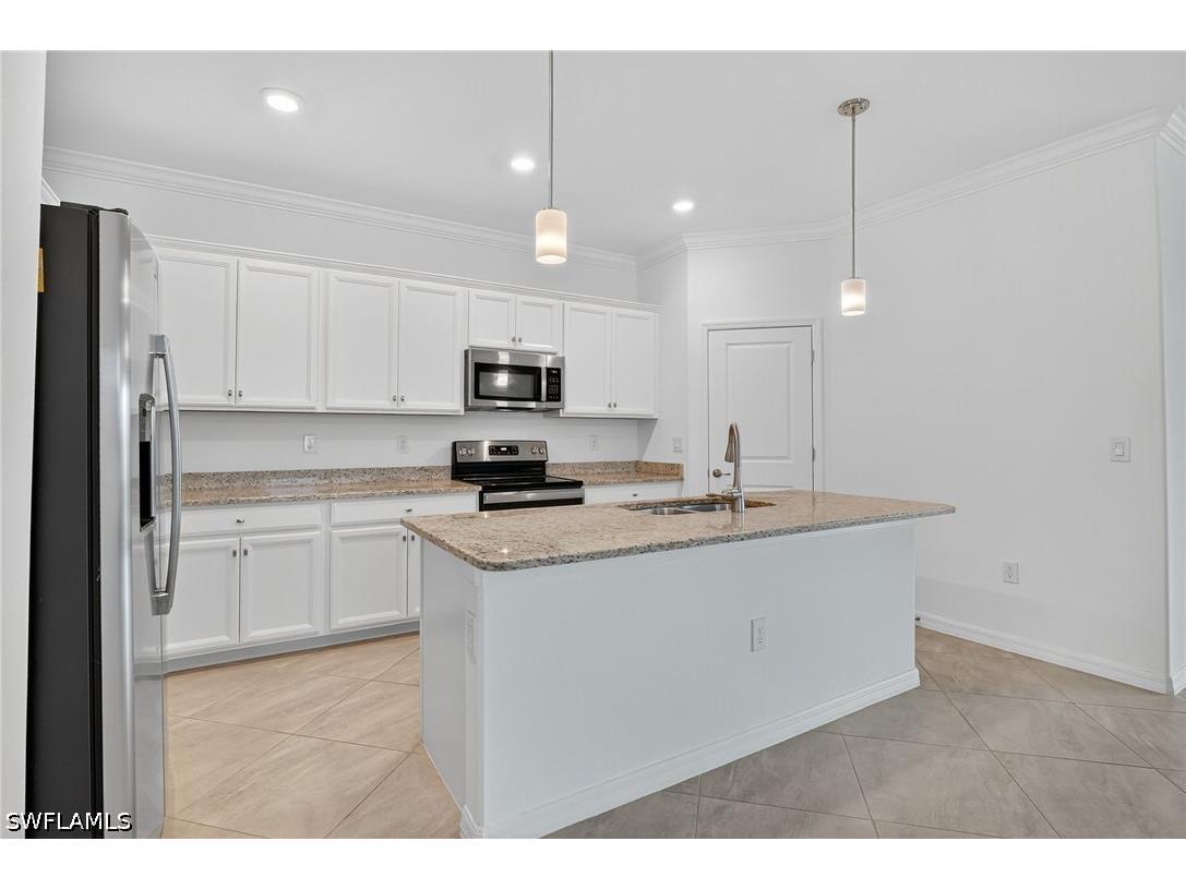 2126 Hamlin Street Naples FL 34120 226020902 image9