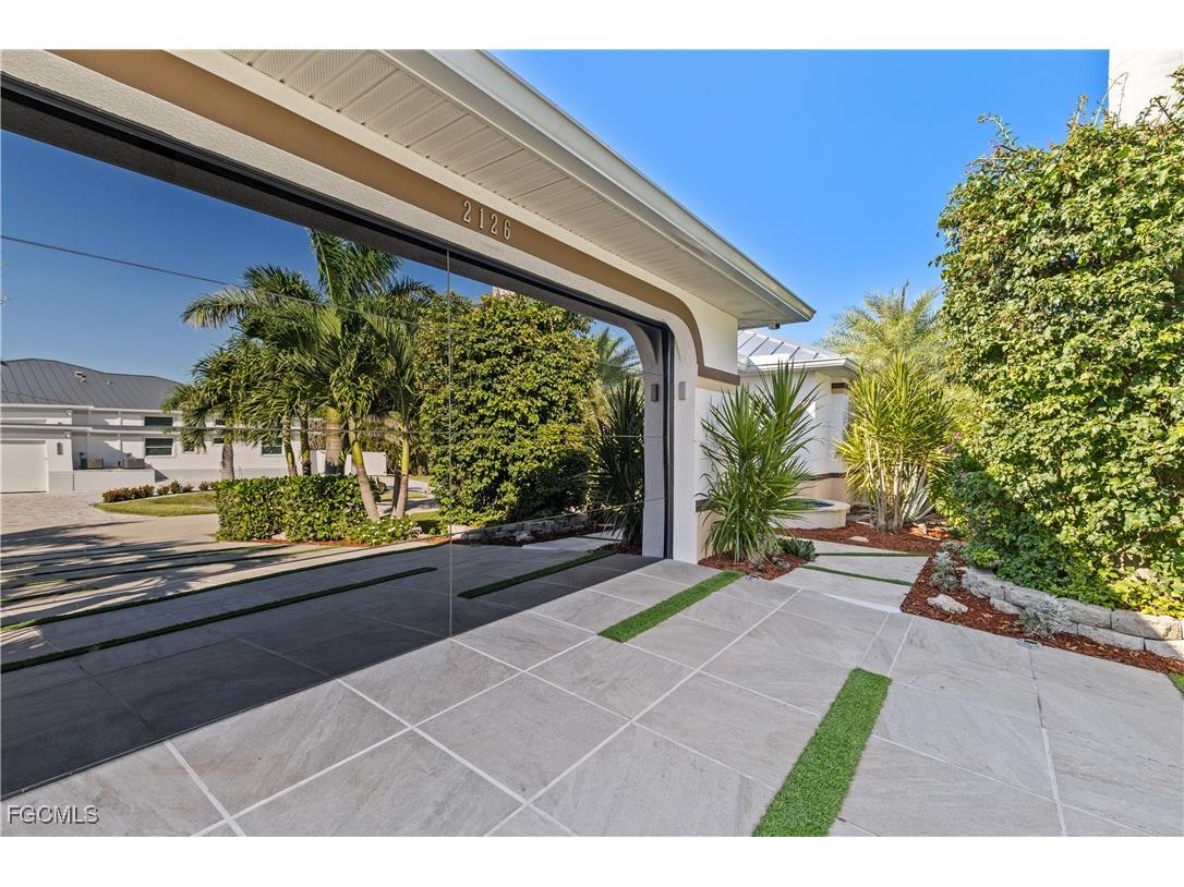 2126 SW 47th Street Cape Coral FL 33914 2025017098 image2
