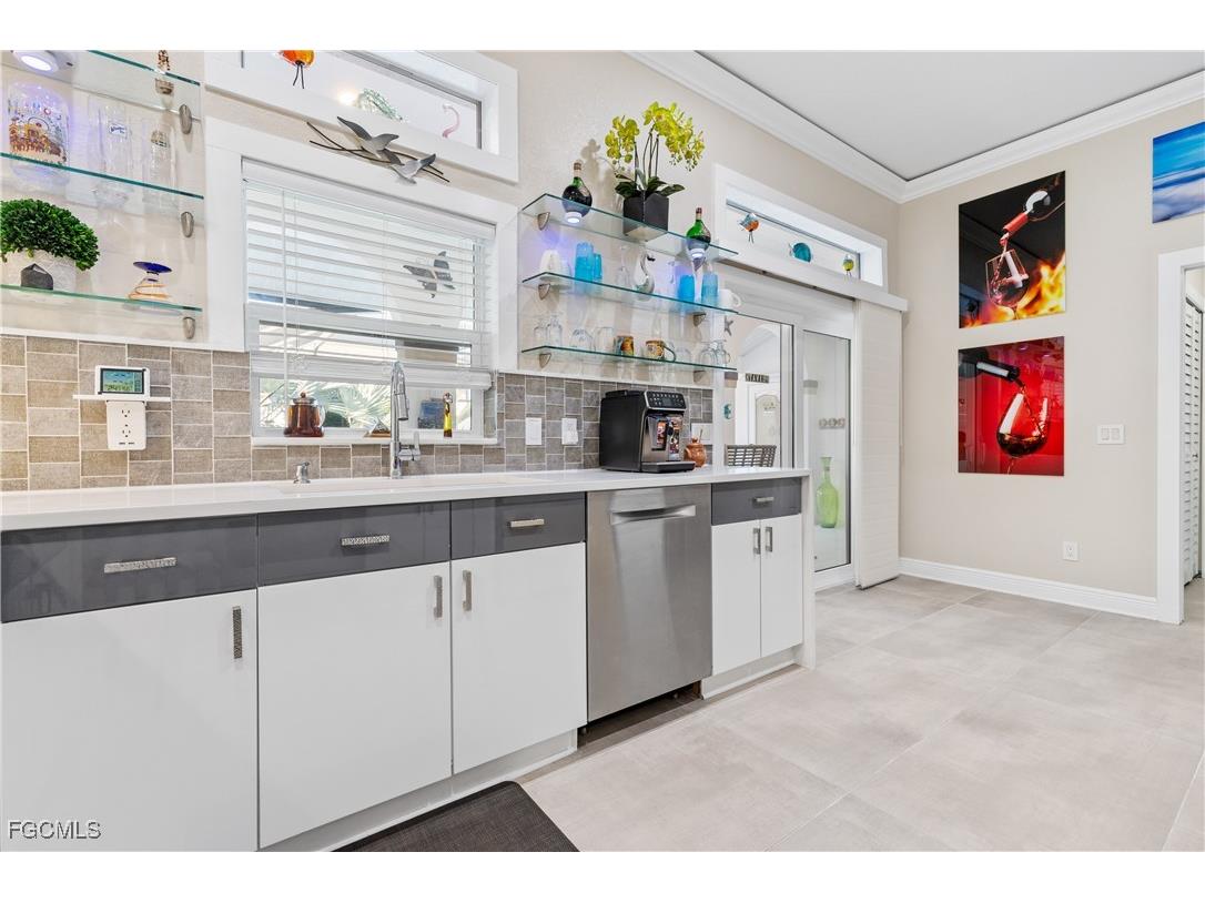 2126 SW 47th Street Cape Coral FL 33914 2025017098 image25