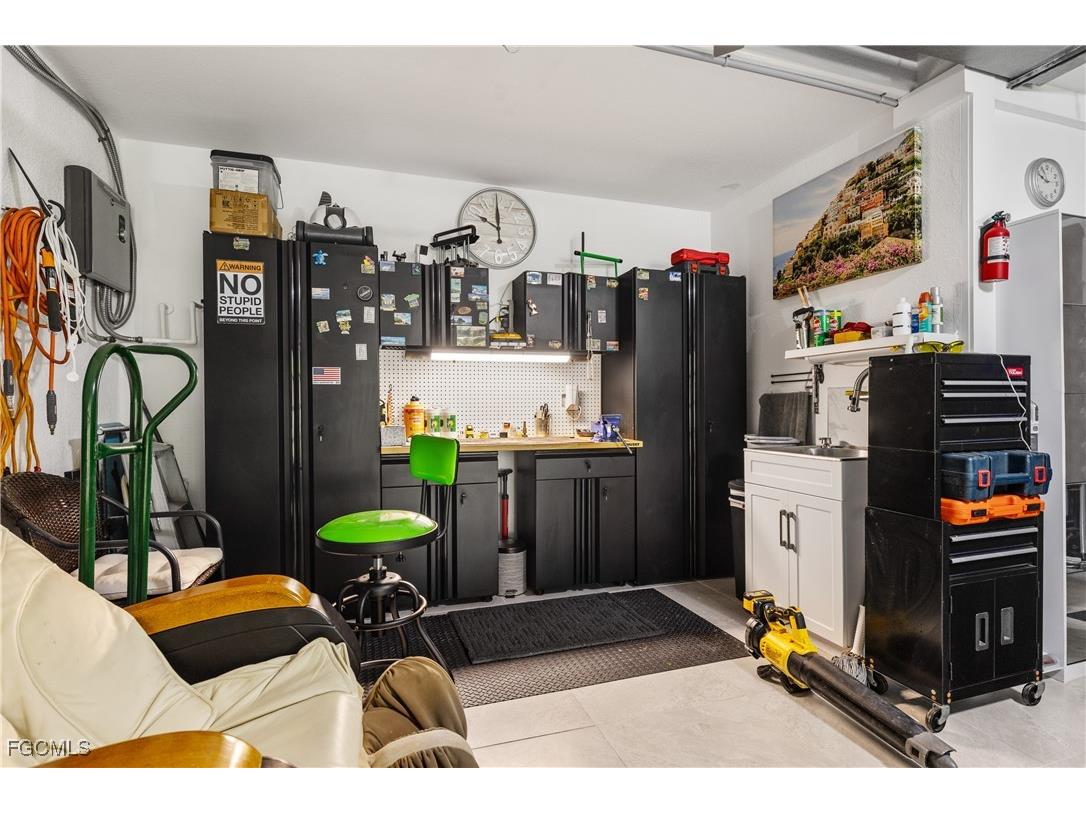 2126 SW 47th Street Cape Coral FL 33914 2025017098 image35