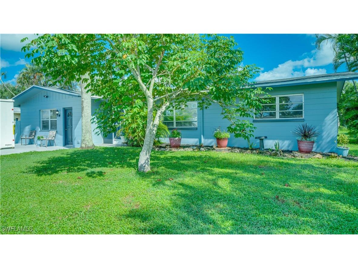 2127 Dover Avenue Fort Myers FL 33907 224016208 image1