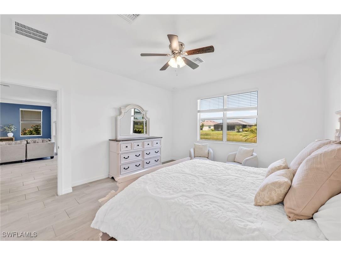 2127 Hamlin Street Naples FL 34120 225047712 image18