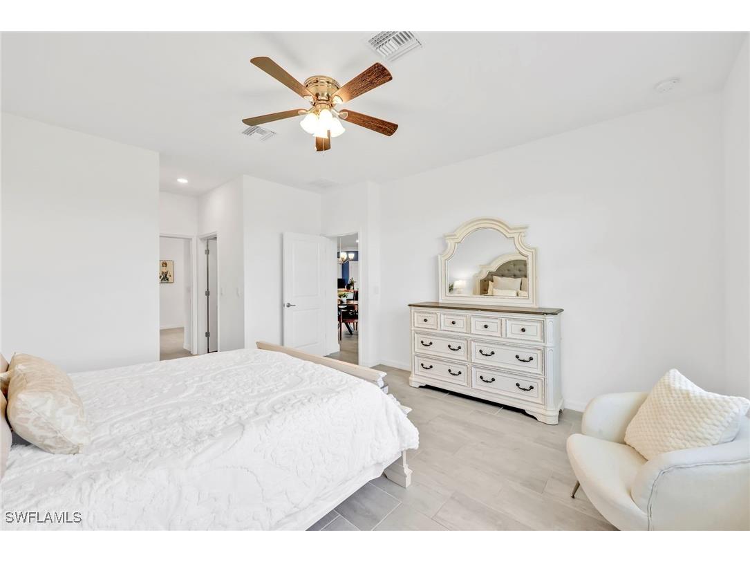 2127 Hamlin Street Naples FL 34120 225047712 image20