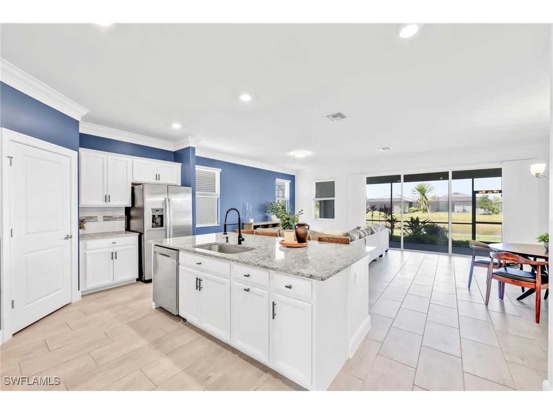 2127 Hamlin Street Naples FL 34120 225047712 image6