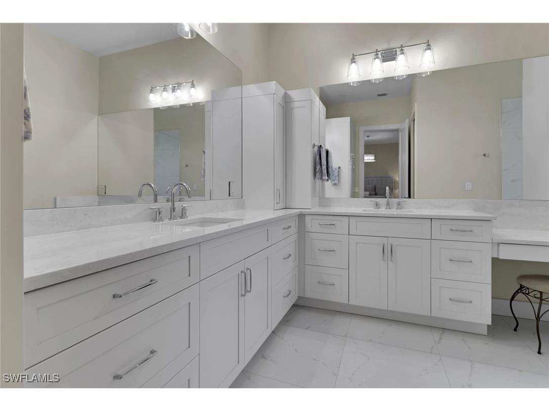 2127 Harlans Run Naples FL 34105 225070514 image12