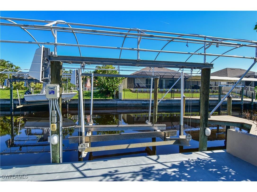 2127 SE 17th Place Cape Coral FL 33990 225051083 image35