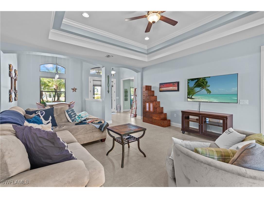 2127 SE 17th Place Cape Coral FL 33990 225051083 image7