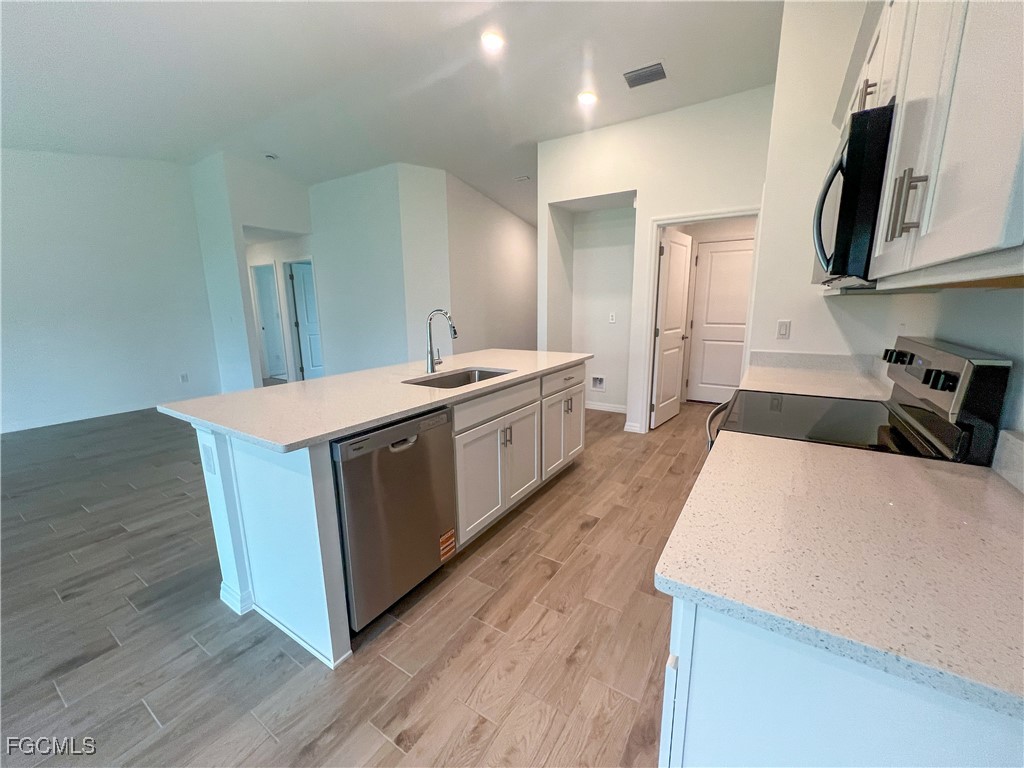 2127 SW 12th Avenue Cape Coral FL 33991 2025009135 image3