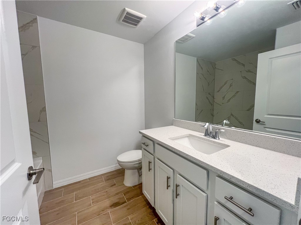 2127 SW 12th Avenue Cape Coral FL 33991 2025009135 image9