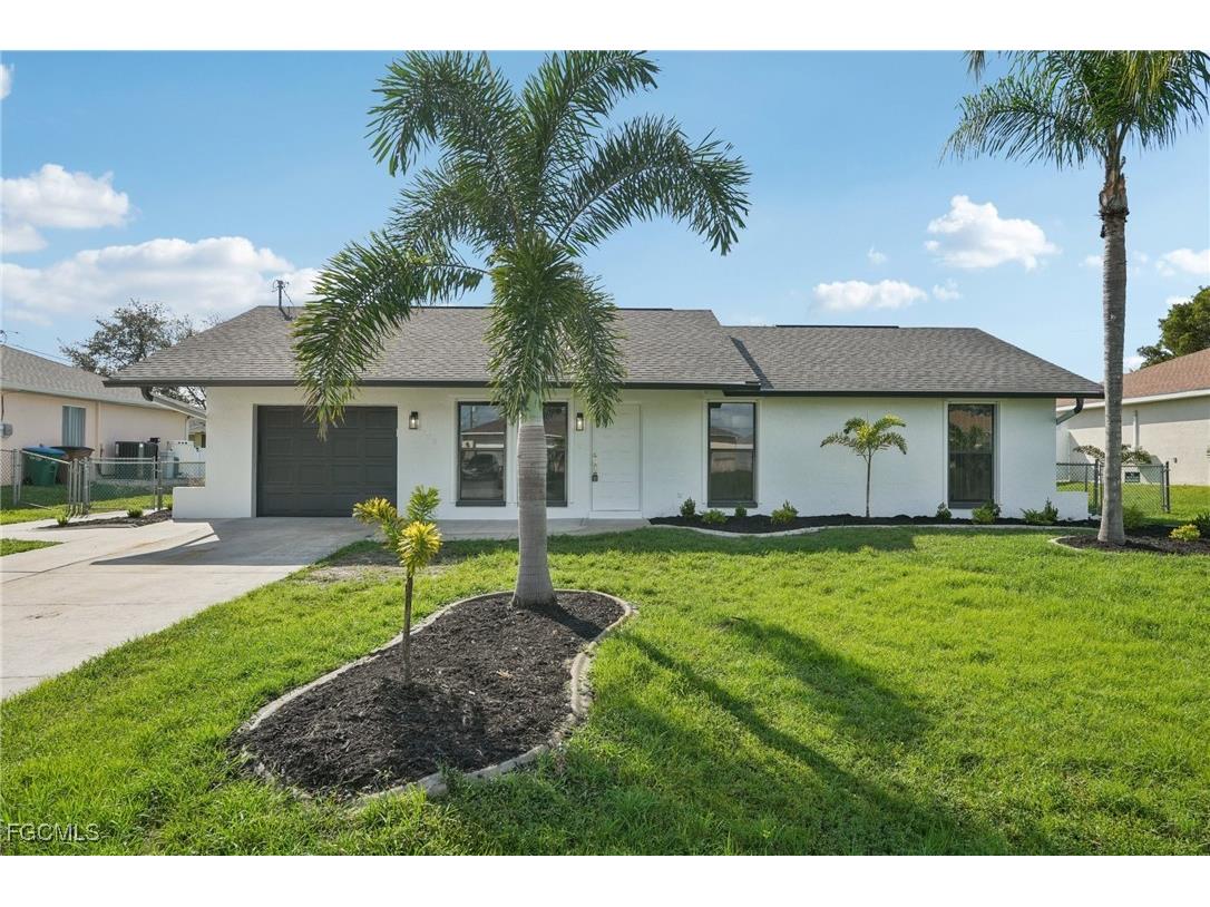 2128 NE 9th Place Cape Coral FL 33909 2025013120 image1
