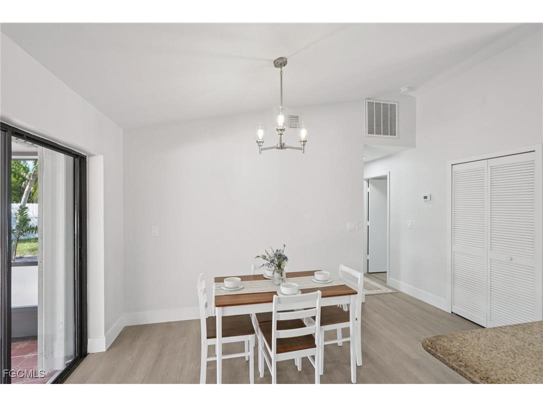 2128 NE 9th Place Cape Coral FL 33909 2025013120 image5