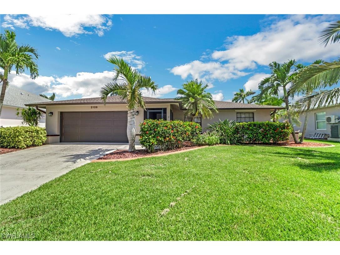2128 SW 40th Terrace Cape Coral FL 33914 223050741 image1