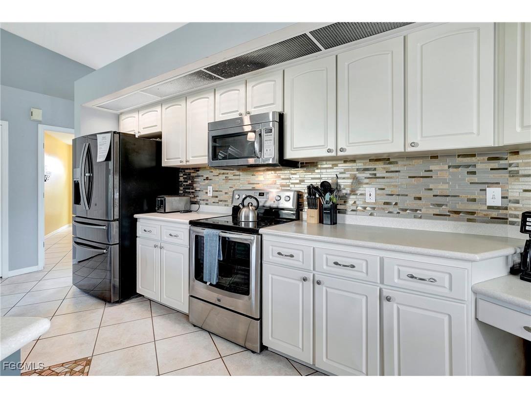 2128 SW 8th Court Cape Coral FL 33991 2025019517 image12